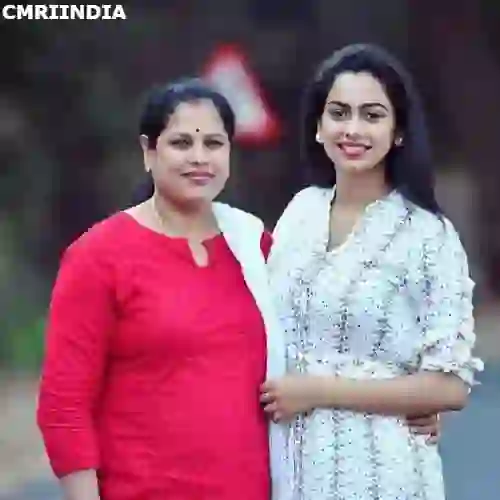 Swathi Konde with Her Mother