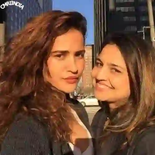 Aisha Sharma with Reetika Sharma