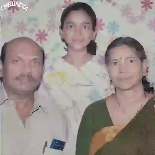 Bhagyashree Limaye Family