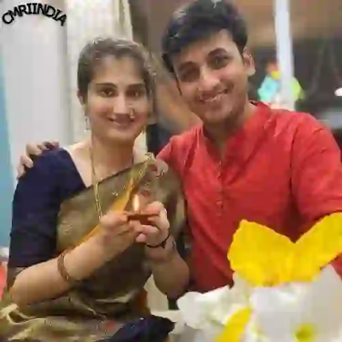 Sankarshan Karhade with His Wife