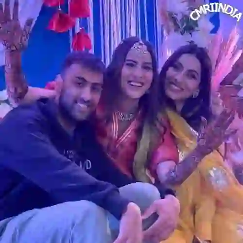 Sheetal Thakur with Her Brother and Sister