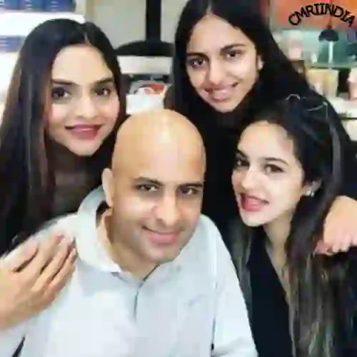 Madhoo Shah with Family