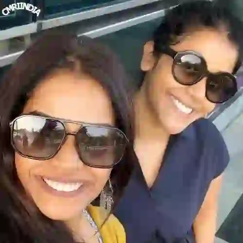 Manjiri Pupala with Sister