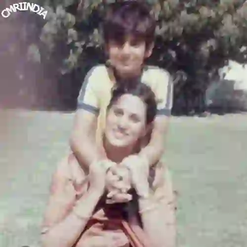 Rohit Bakshi with Mother