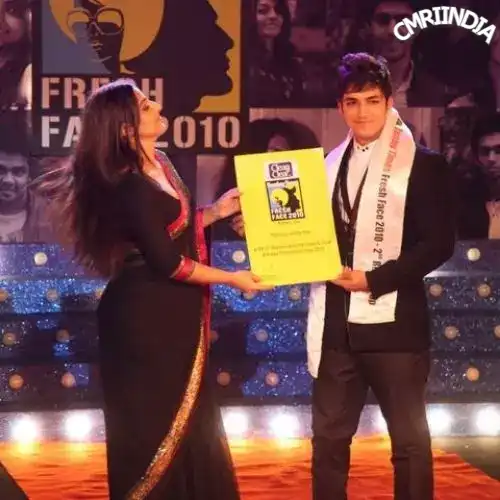 Saurabh V Pandey with Title of Bombay Times Fresh Face 2010
